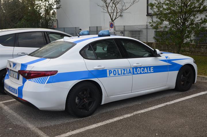 Polizia locale sicilia hotsell